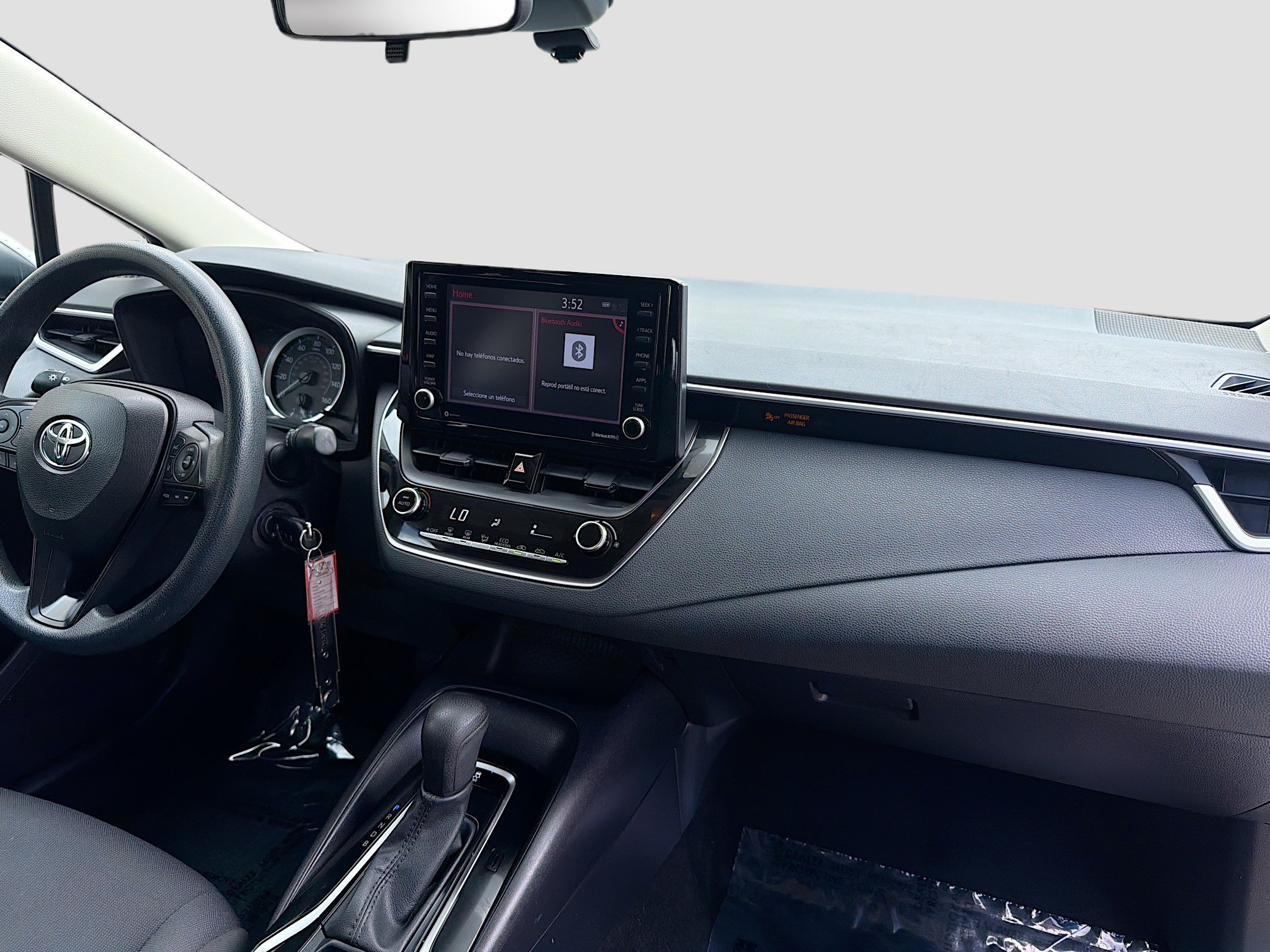 Used 2022 Toyota Corolla LE FWD image 29