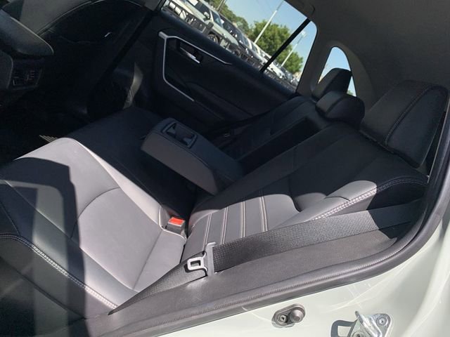 Used 2021 Toyota RAV4 XLE Premium AWD/4WD image 10