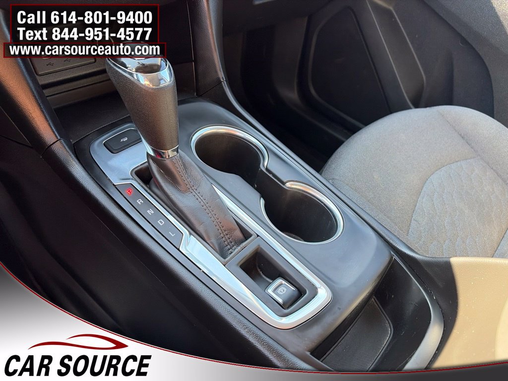 Used 2020 Chevrolet Equinox LT FWD image 23