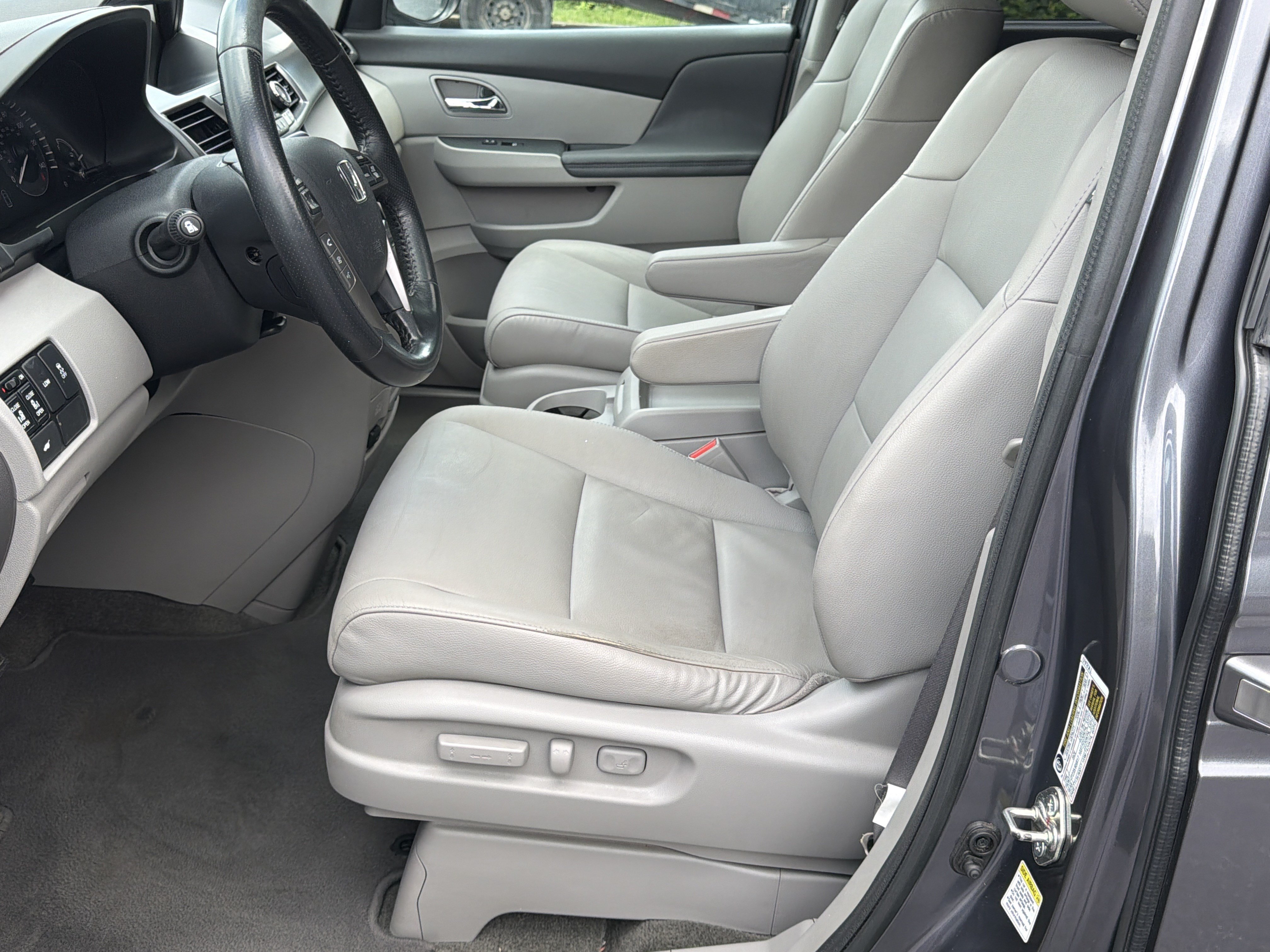 Used 2016 Honda Odyssey EX-L image 9
