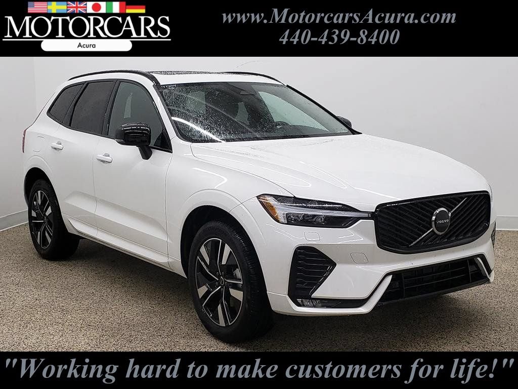 New 2026 Volvo XC60 B5 Core w/ Protection Package Premier