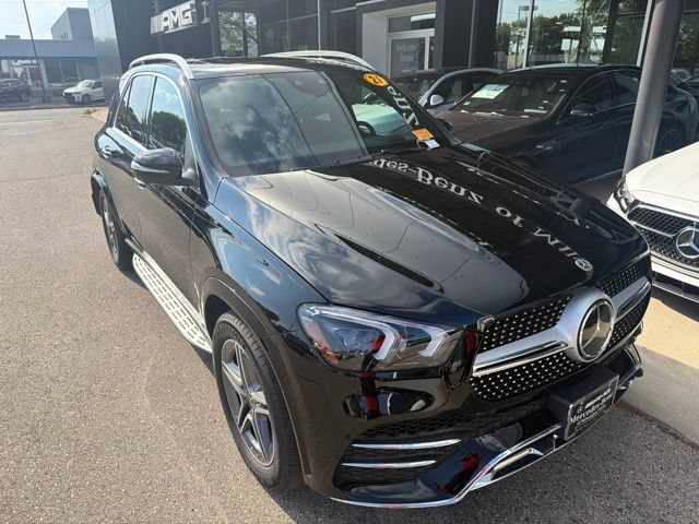 Used 2021 Mercedes-Benz GLE 580 4MATIC image 2