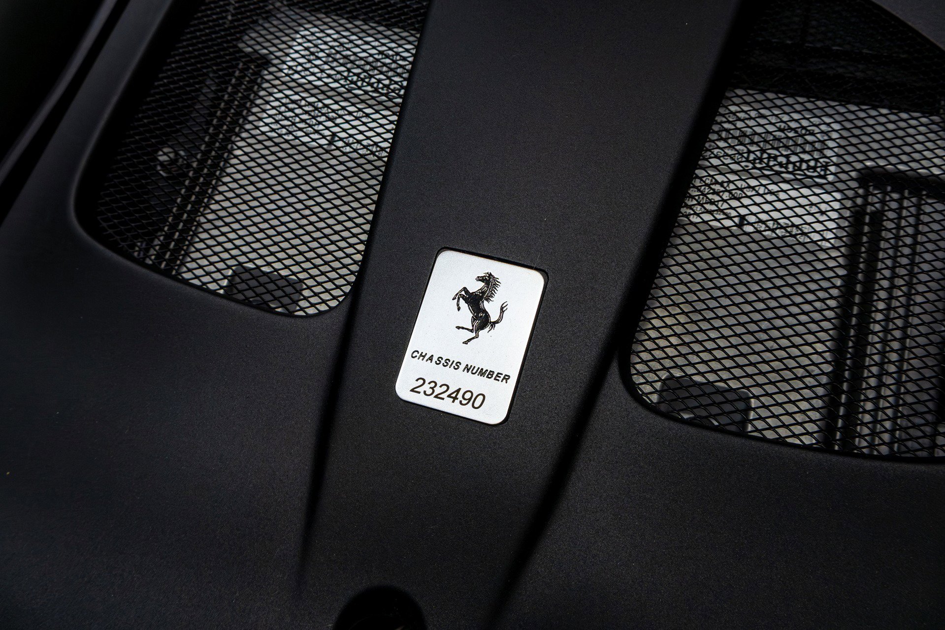 Used 2018 Ferrari 812 Superfast RWD image 40