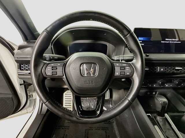 Used 2023 Honda Accord Sport image 11