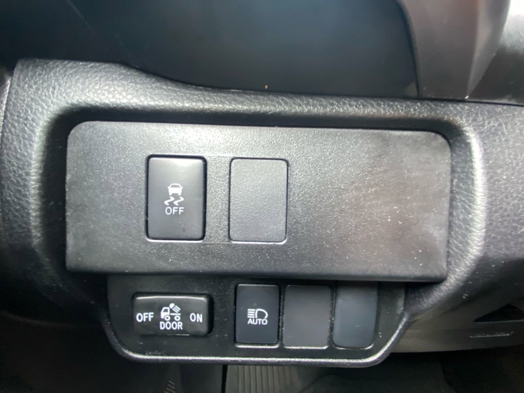 Used 2023 Toyota Tacoma SR5 w/ SX Package AWD/4WD image 18