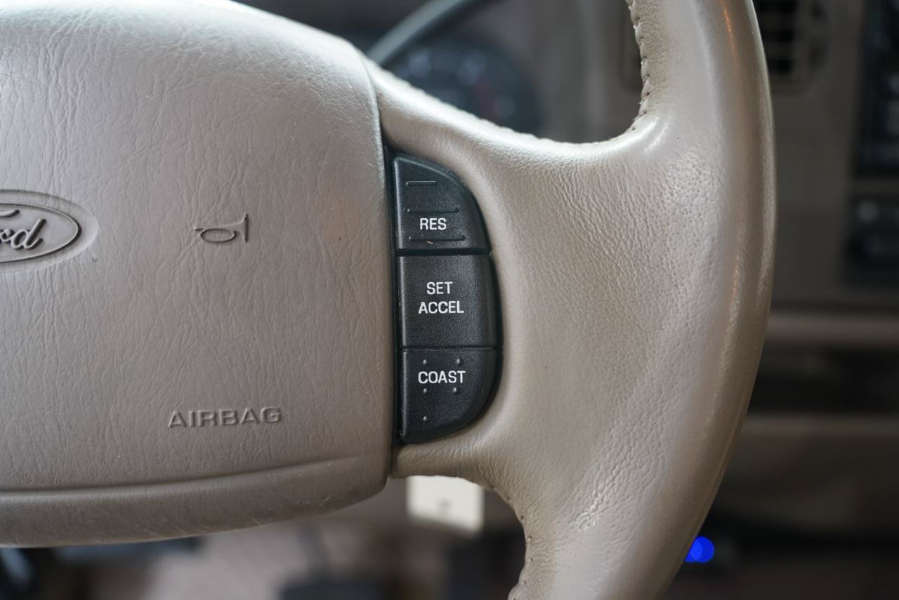 Used 2000 Ford F250 Lariat AWD/4WD image 16
