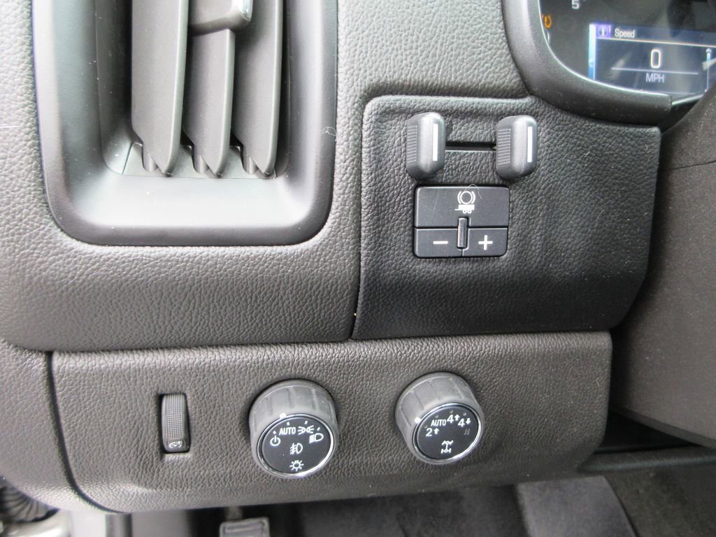 Used 2017 Chevrolet Colorado LT w/ Luxury Package, Chrome image 26