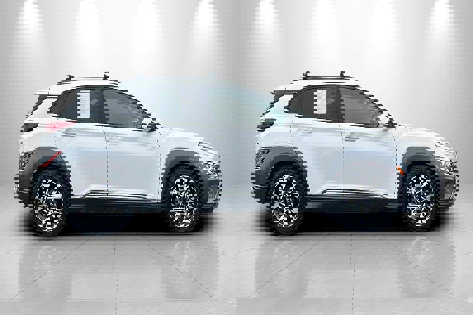 Used 2023 Hyundai Kona Limited image 8