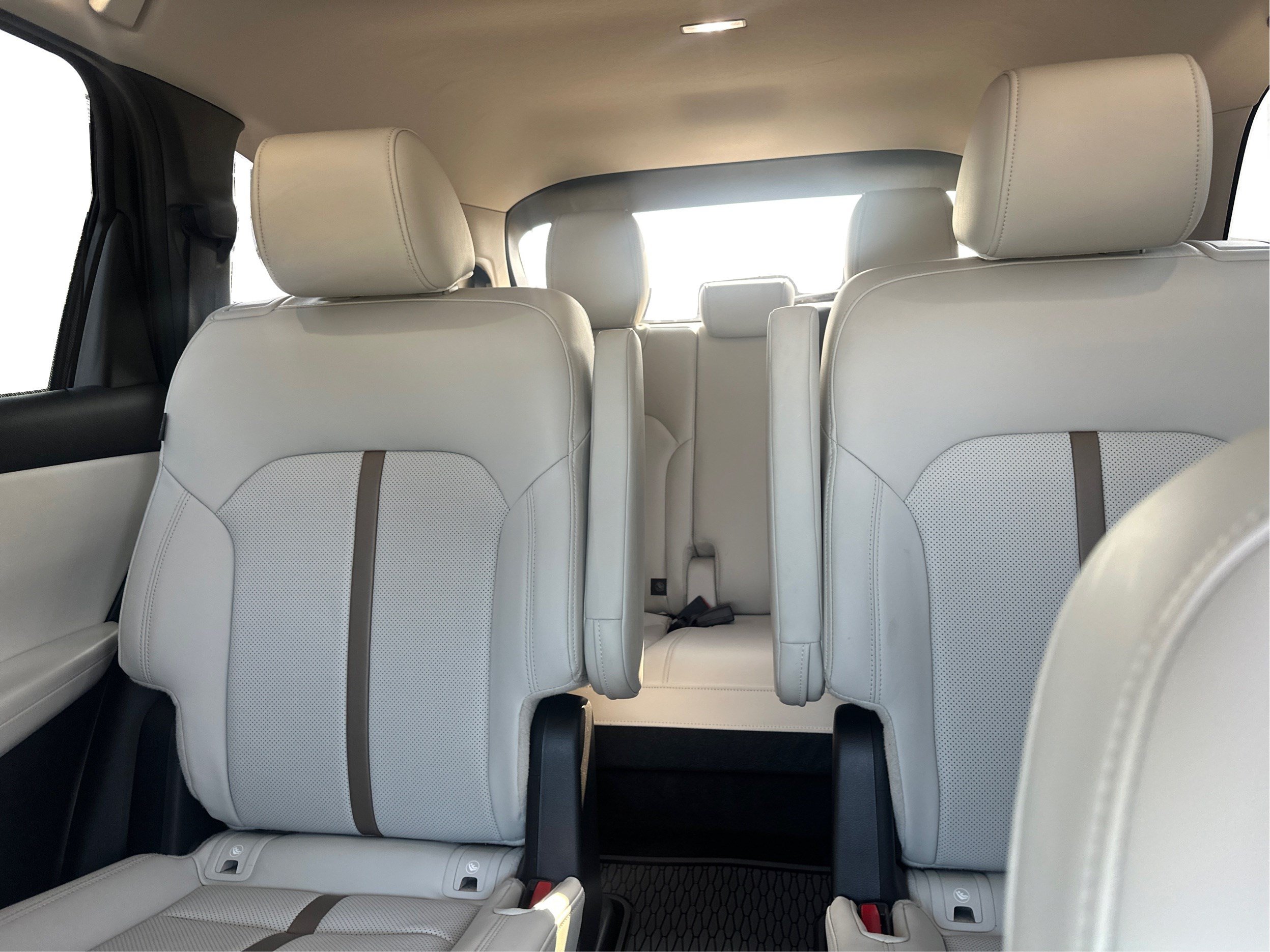 Certified 2025 MAZDA CX-90 Plug-In Hybrid w/ Premium Plus AWD/4WD image 13