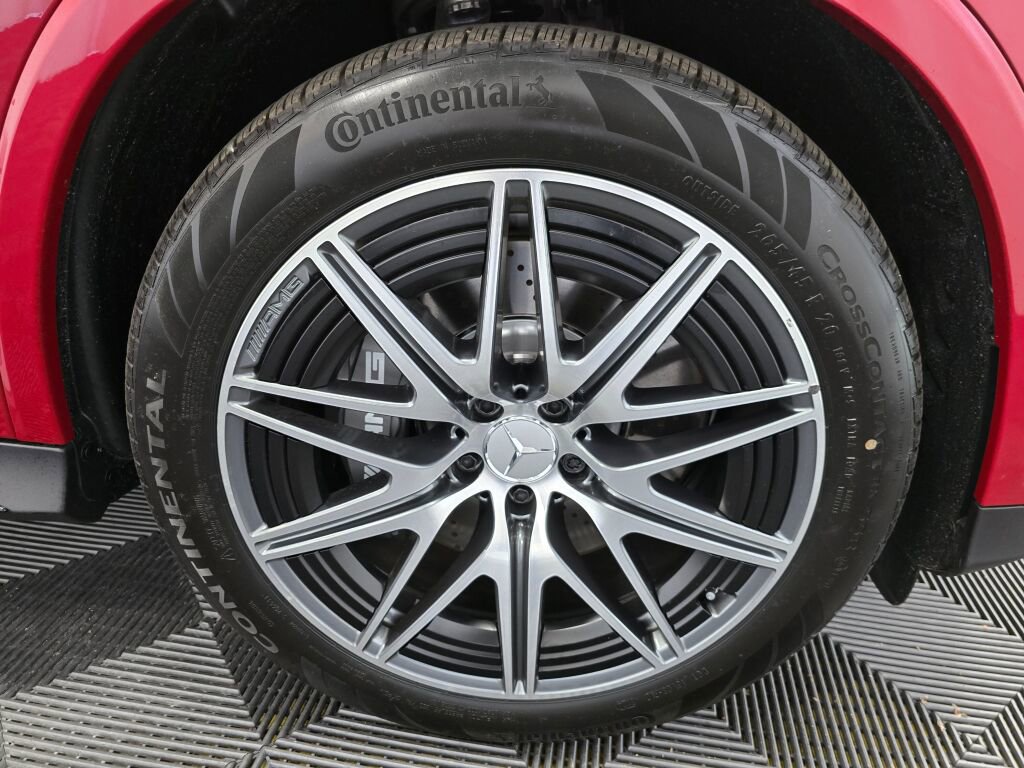 New 2025 Mercedes-Benz GLC 63 AMG S image 21