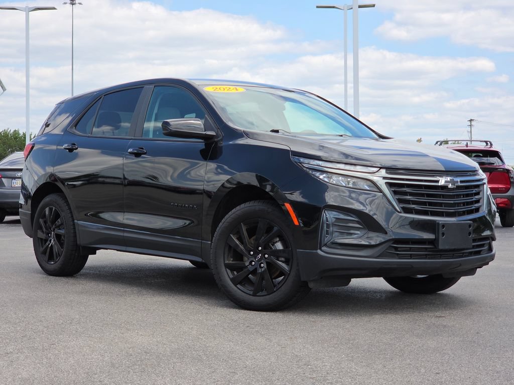Used 2024 Chevrolet Equinox LS w/ LS Convenience Package AWD/4WD image 1