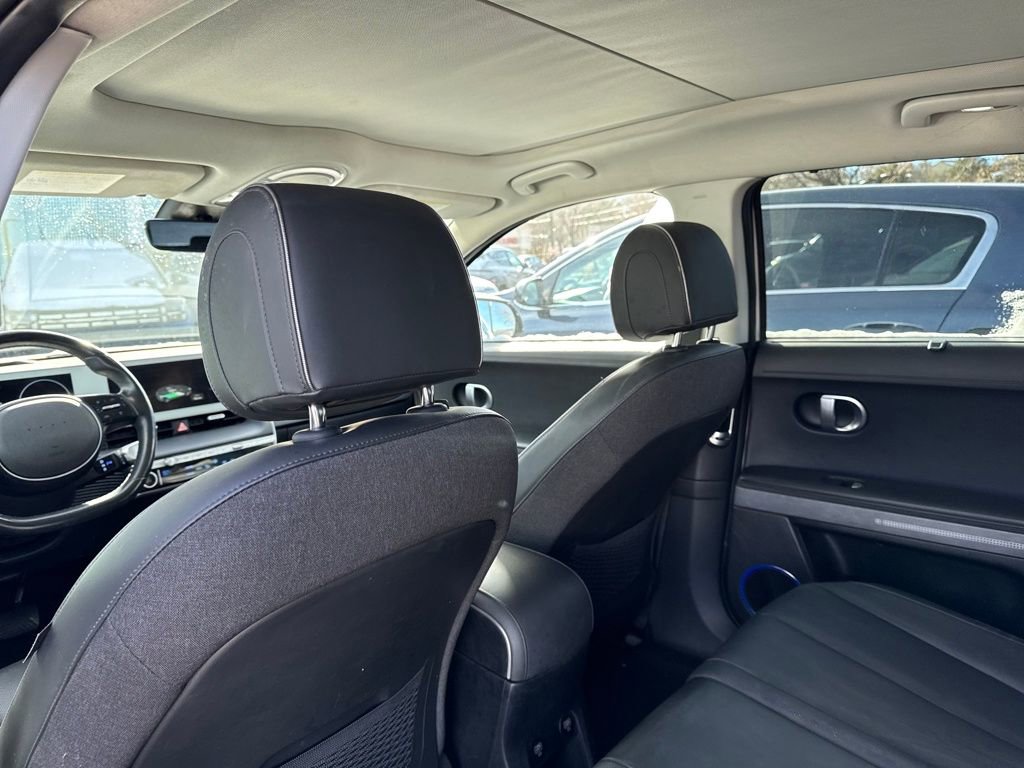 Used 2022 Hyundai Ioniq 5 Limited image 26