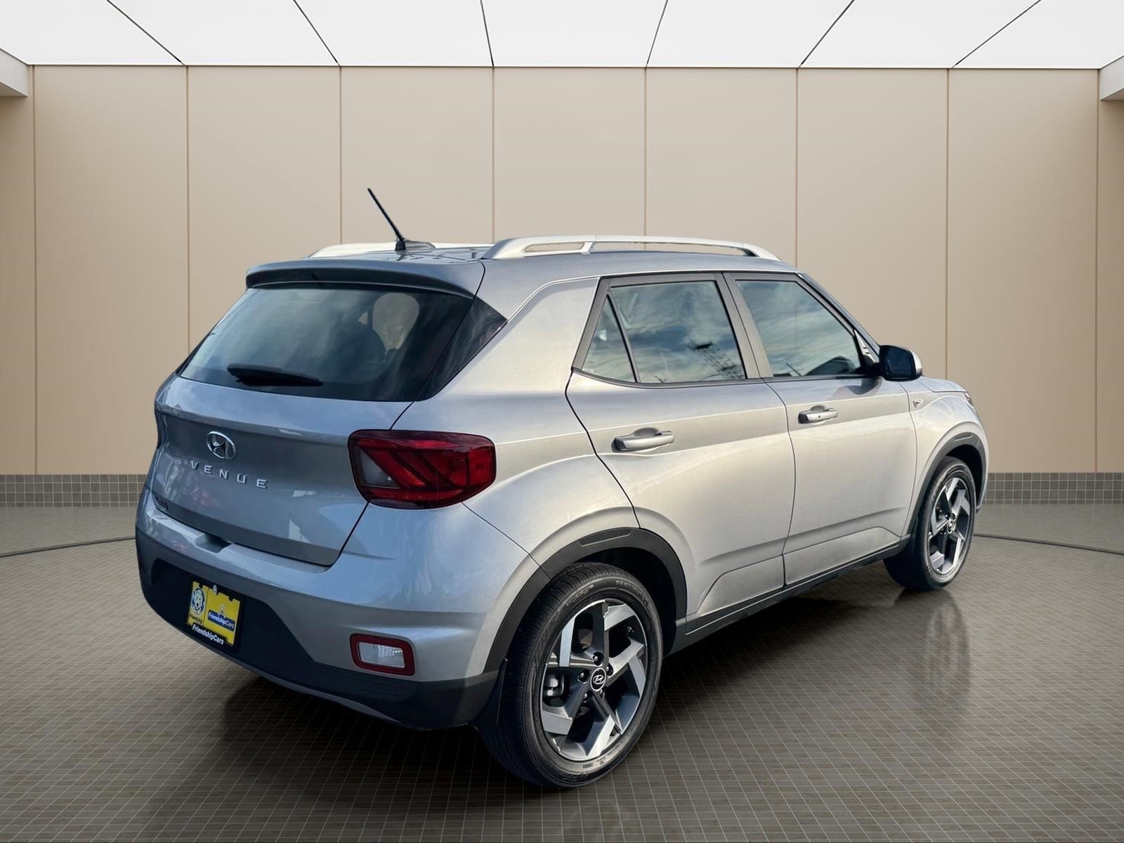 Certified 2025 Hyundai Venue SEL FWD image 17