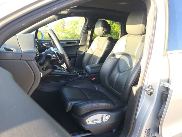 Used 2017 Porsche Macan S AWD/4WD image 14