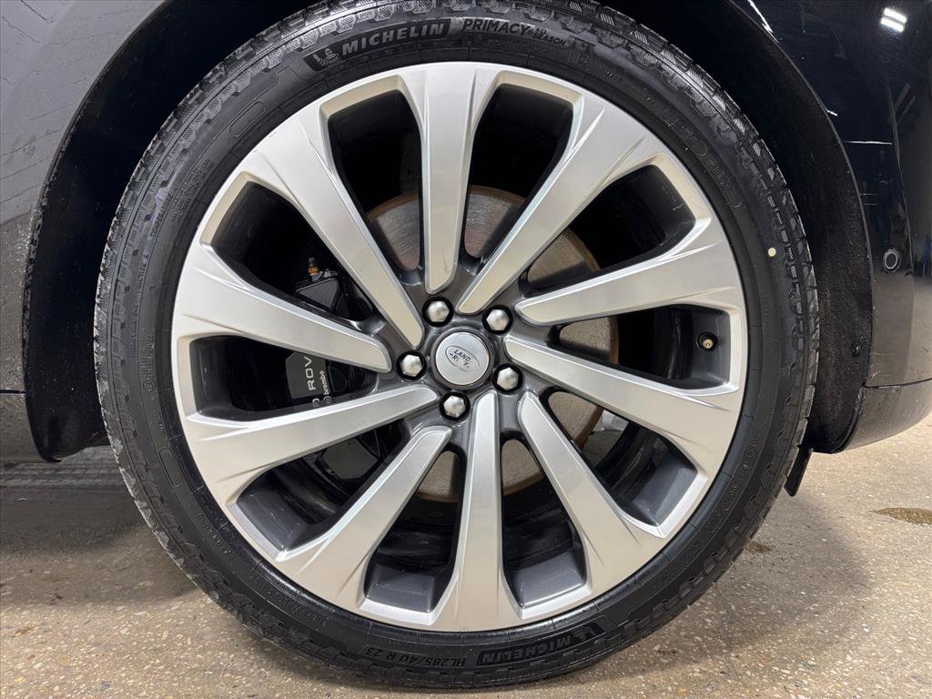 Used 2023 Land Rover Range Rover SE image 11