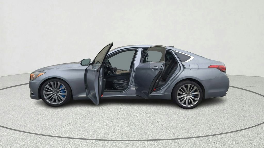 Used 2015 Hyundai Genesis 5.0 RWD image 11
