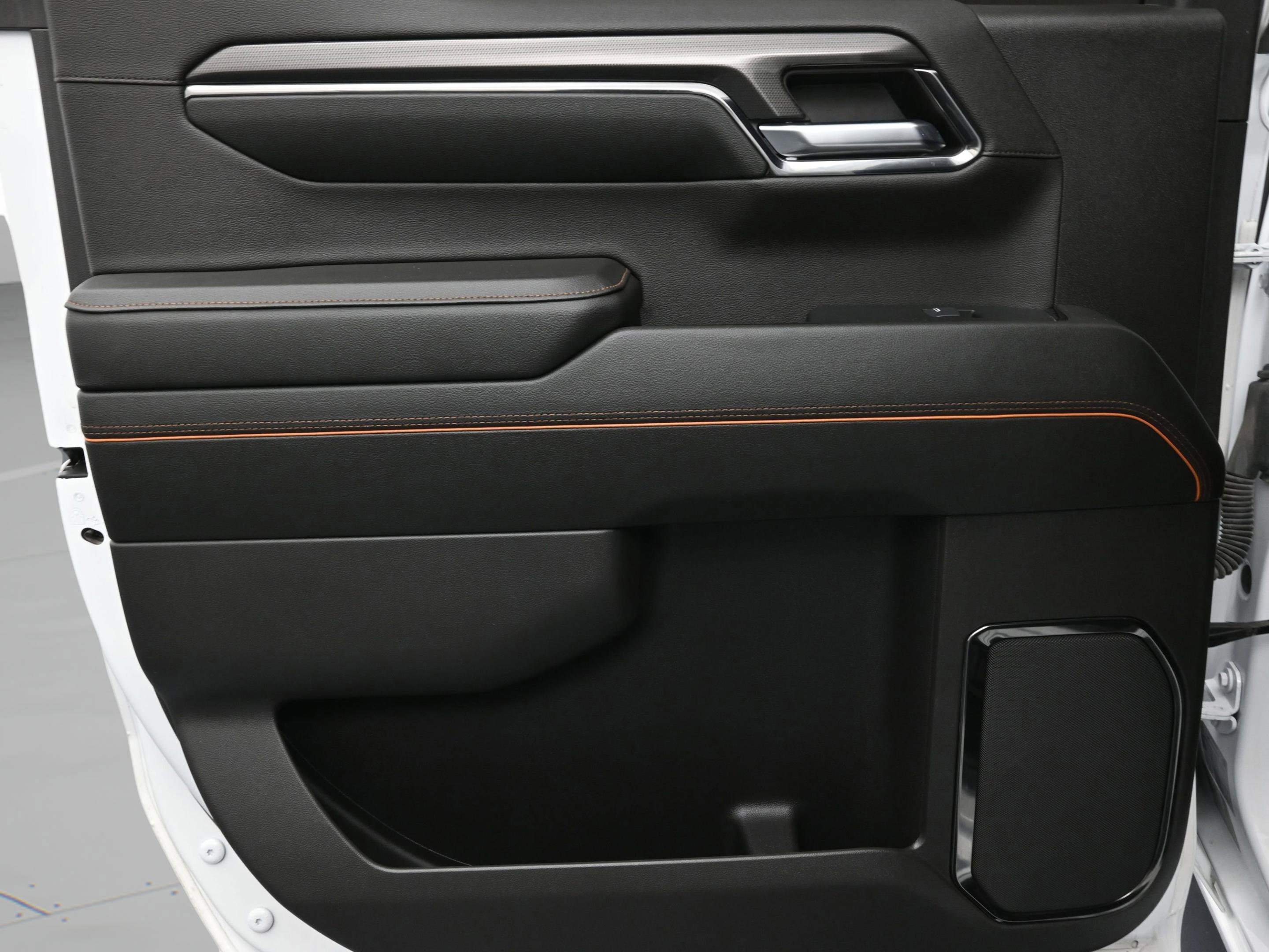 Used 2024 GMC Sierra 1500 AT4 w/ AT4 Preferred Package AWD/4WD image 19