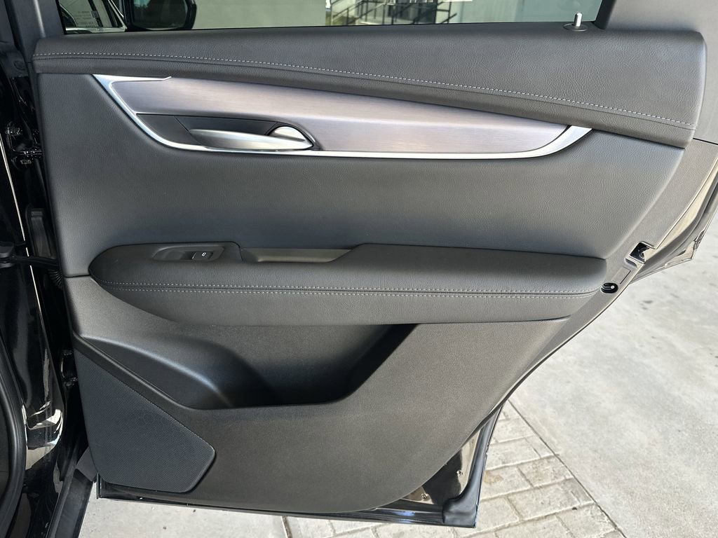 New 2025 Cadillac XT5 Luxury w/ LPO, Floor Liner Package FWD image 29