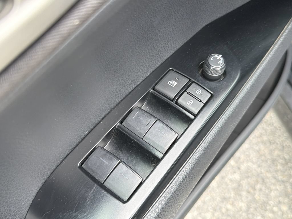 Used 2025 Toyota Camry LE FWD image 22