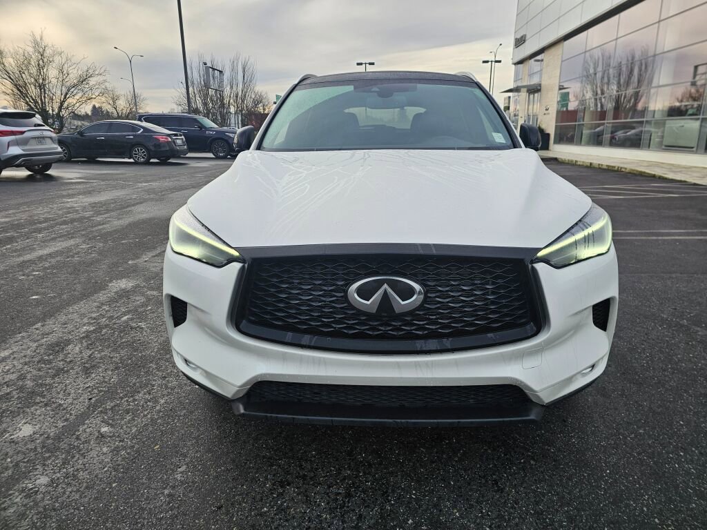 Used 2022 INFINITI QX50 Luxe w/ Appearance Package image 2