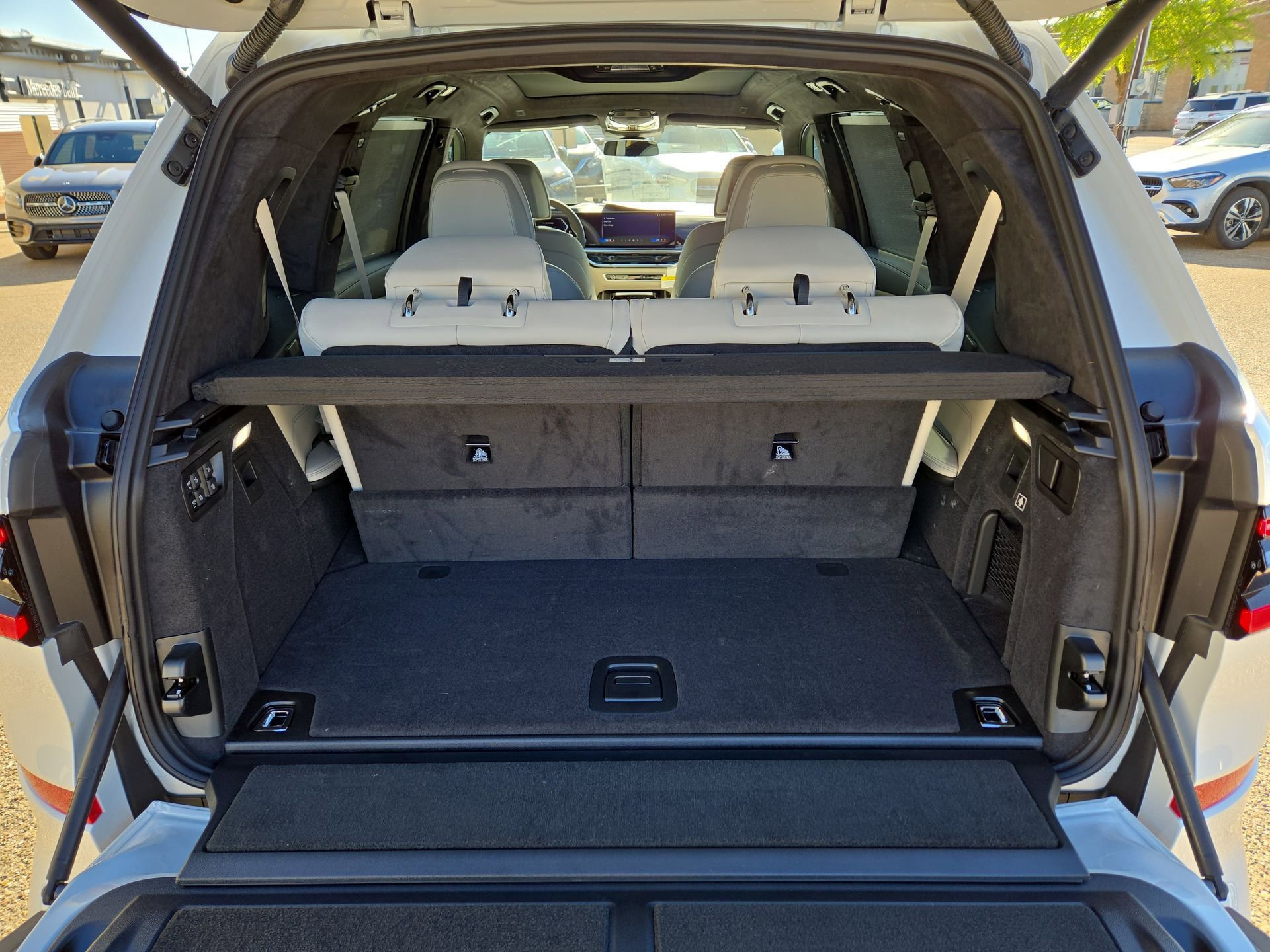 New 2026 BMW X7 xDrive40i w/ Executive Package image 12