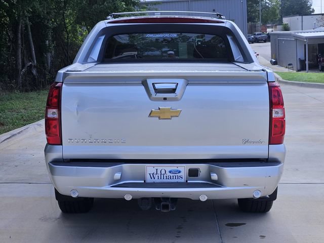 Used 2013 Chevrolet Avalanche LTZ RWD image 5