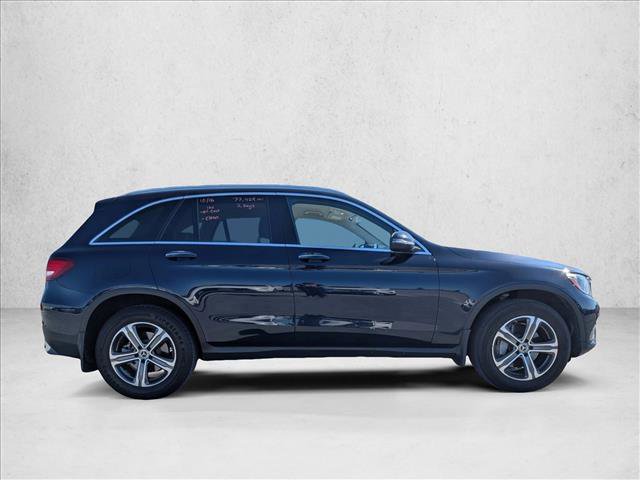 Used 2019 Mercedes-Benz GLC 300 4MATIC image 4