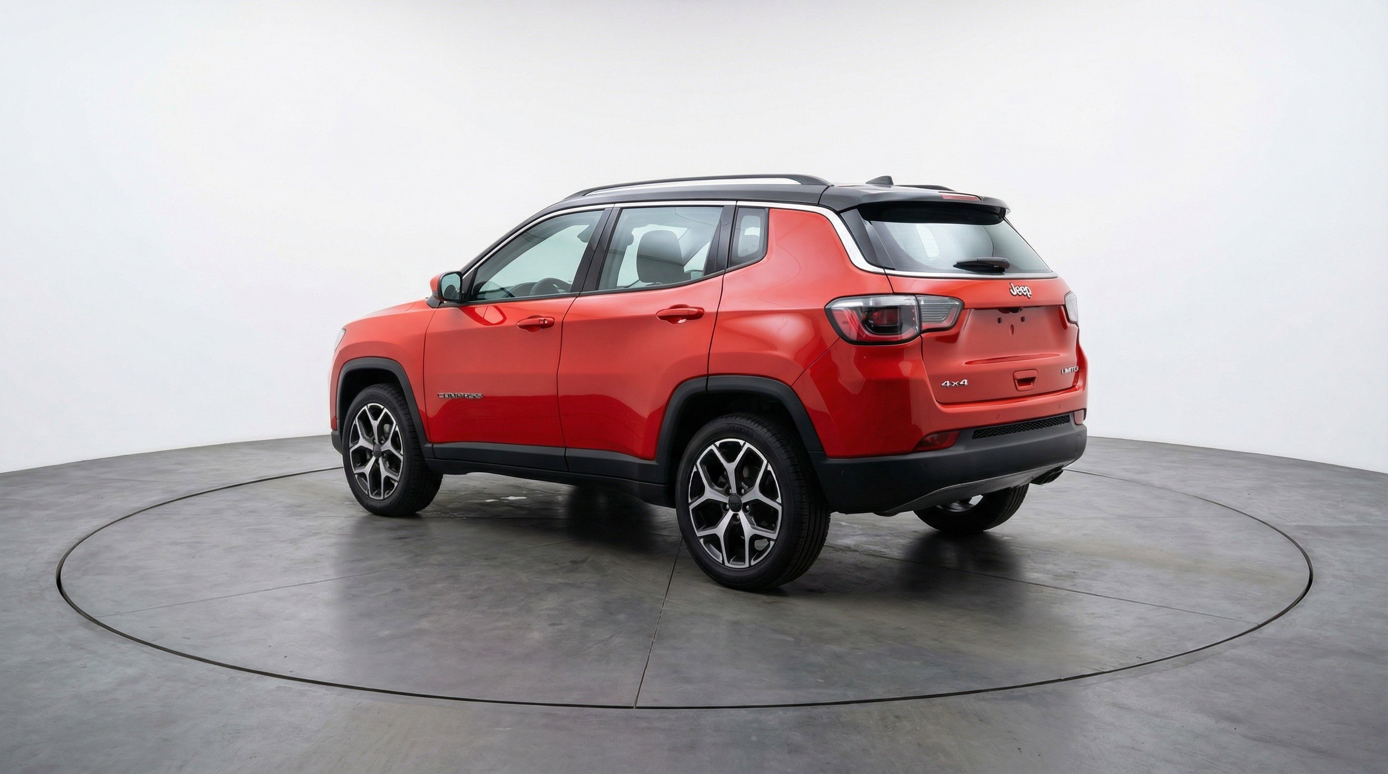 Used 2025 Jeep Compass Limited image 6