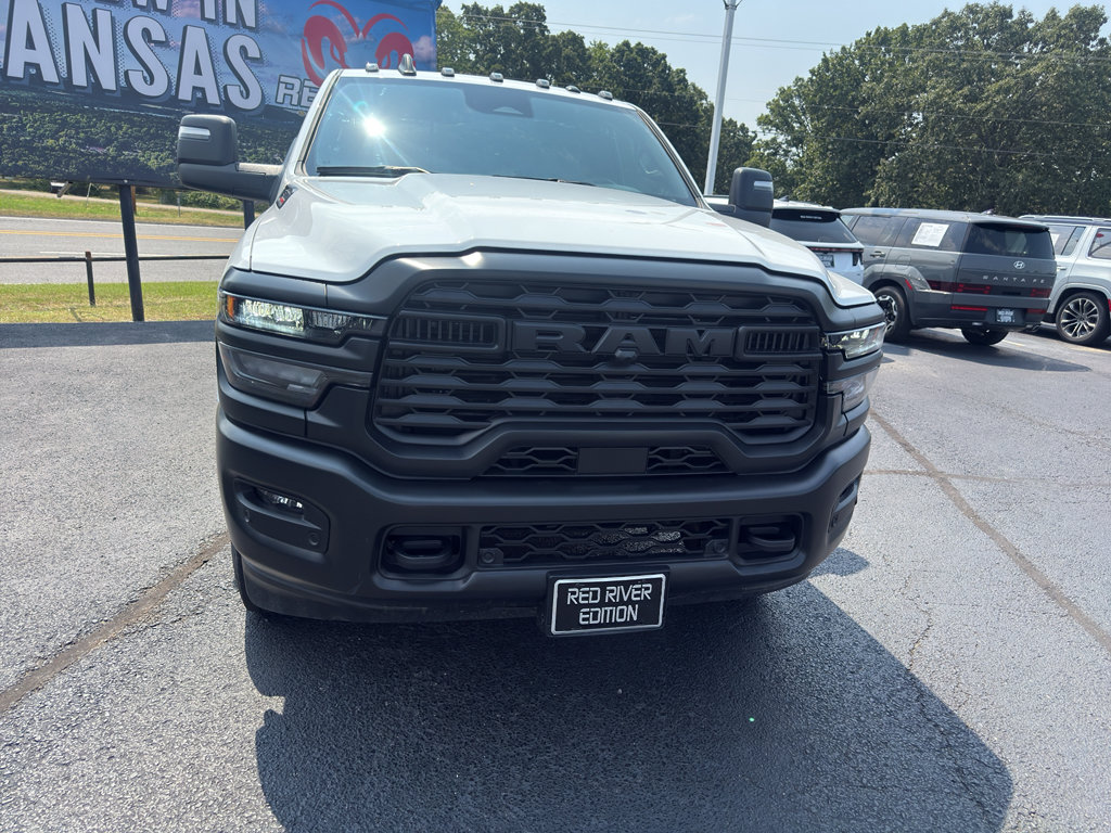 Used 2025 RAM 2500 Tradesman AWD/4WD image 2