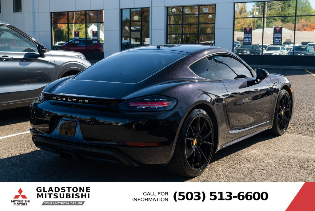 Used 2018 Porsche 718 Cayman RWD image 8