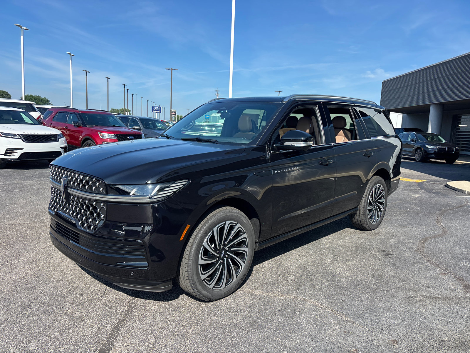 New 2027 Lincoln Navigator Black Label AWD/4WD image 3