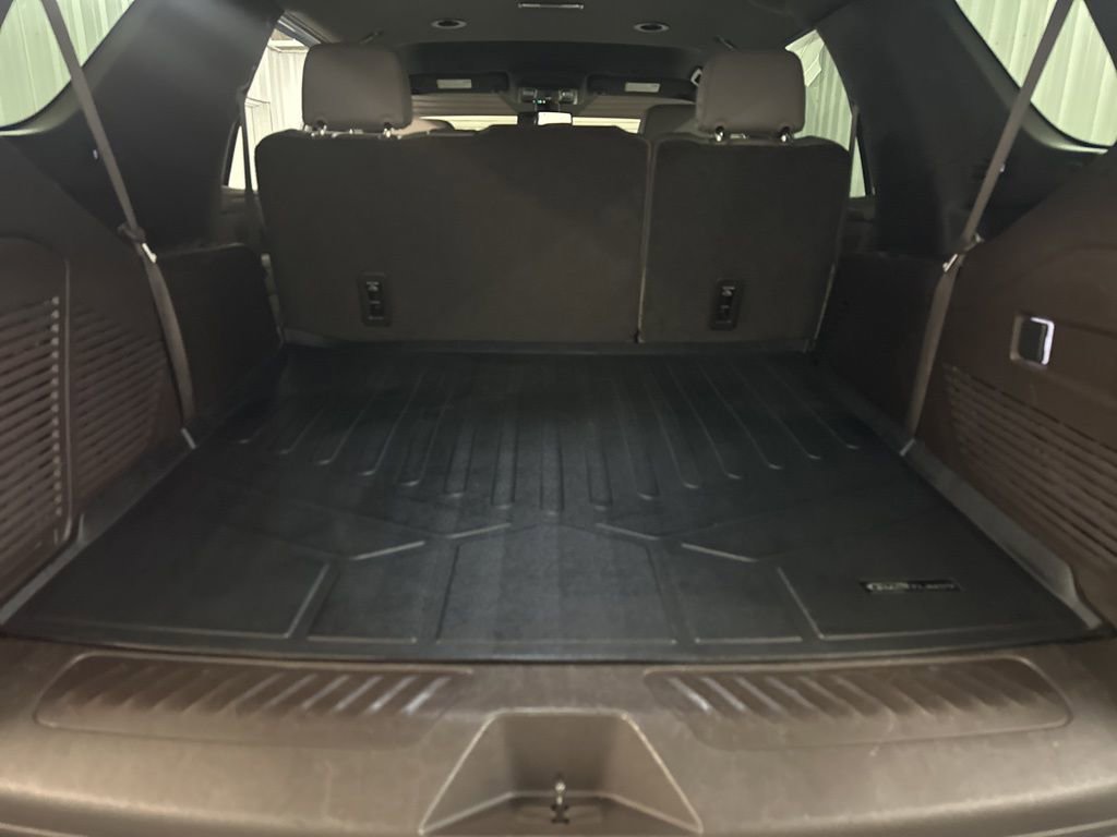 Used 2021 GMC Yukon SLT image 40