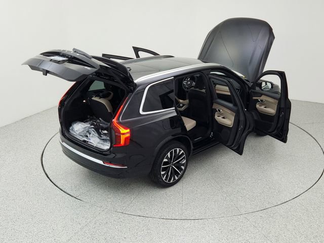 New 2026 Volvo XC90 B5 Plus w/ Protection Package image 16