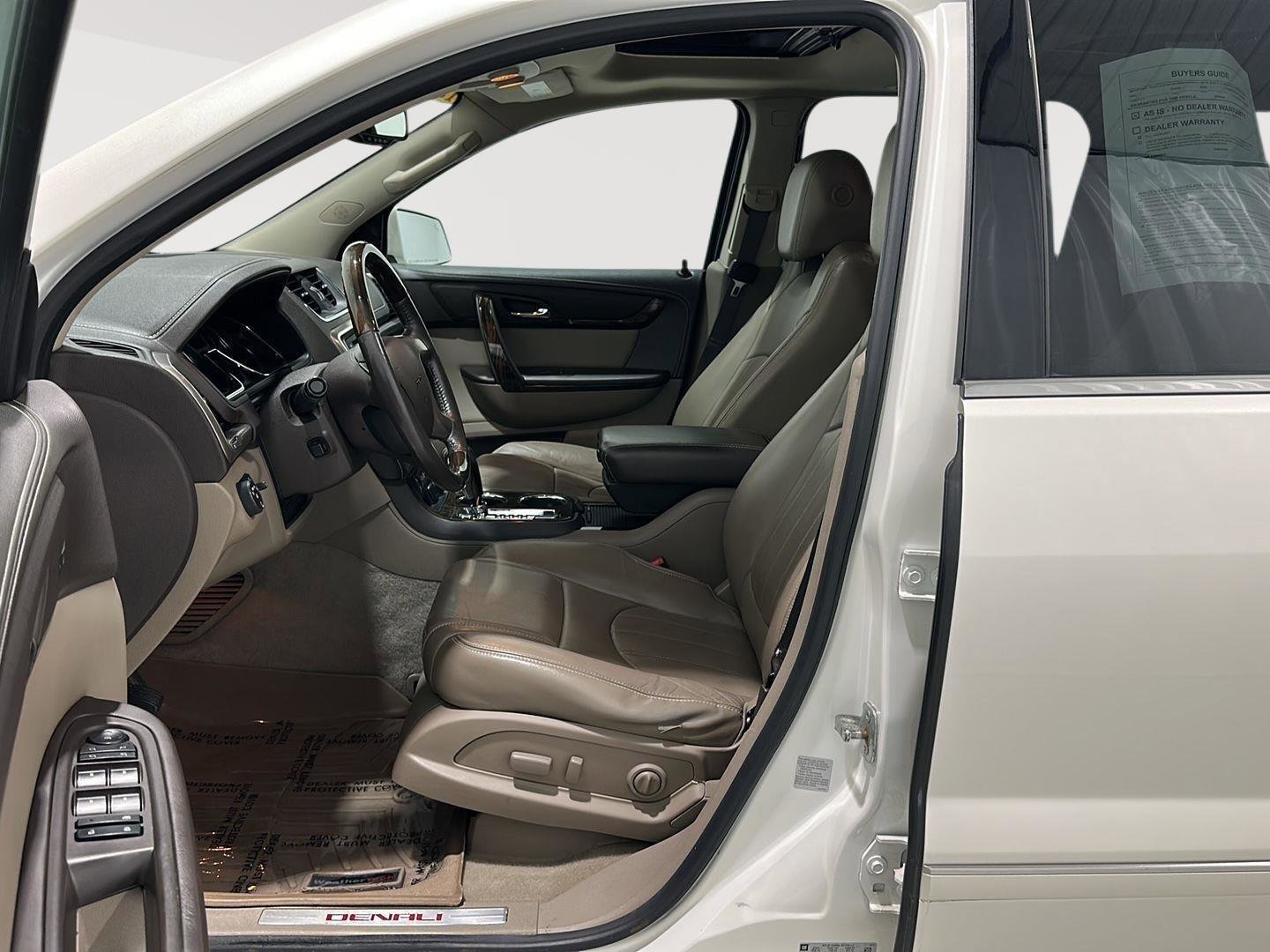 Used 2015 GMC Acadia Denali AWD/4WD image 18