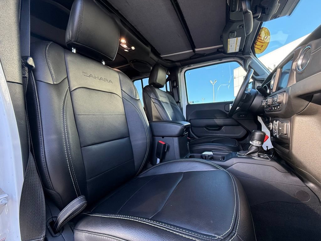Used 2021 Jeep Wrangler Unlimited Sahara w/ Cold Weather Group AWD/4WD image 14