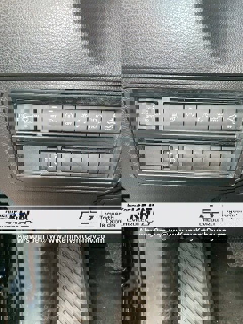 Used 2024 Toyota Tundra SR5 w/ SR5 Convenience Package image 27