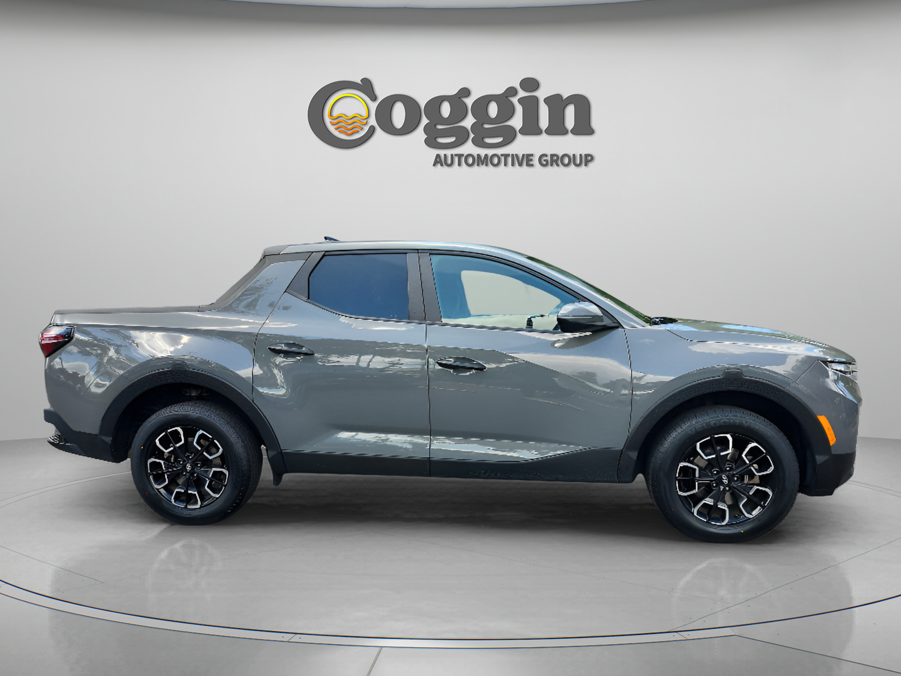 Used 2024 Hyundai Santa Cruz SEL FWD image 6