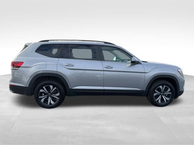 Used 2025 Volkswagen Atlas SE image 9