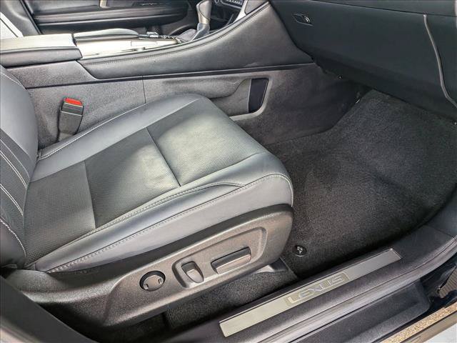 Used 2019 Lexus RX 450h AWD w/ Navigation Package image 16
