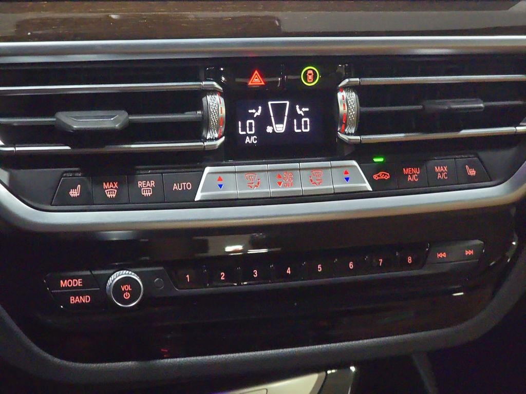 Used 2024 BMW X3 sDrive30i w/ Premium Package w/ZPA RWD image 22