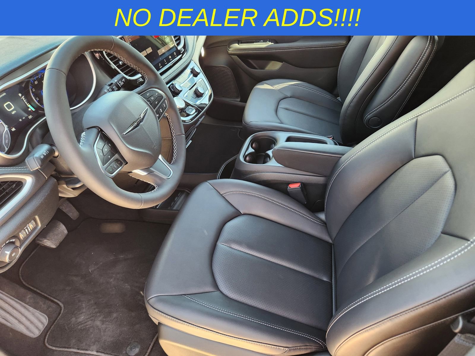 New 2026 Chrysler Pacifica Select image 13