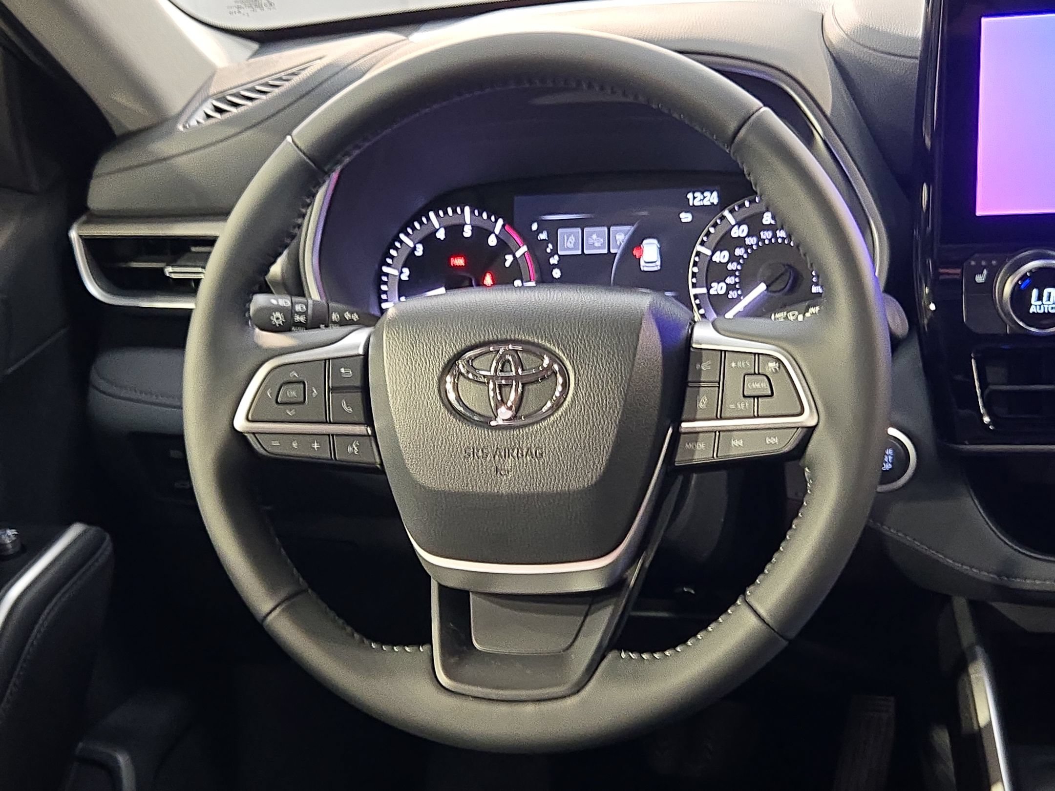 New 2026 Toyota Highlander XLE AWD/4WD image 19