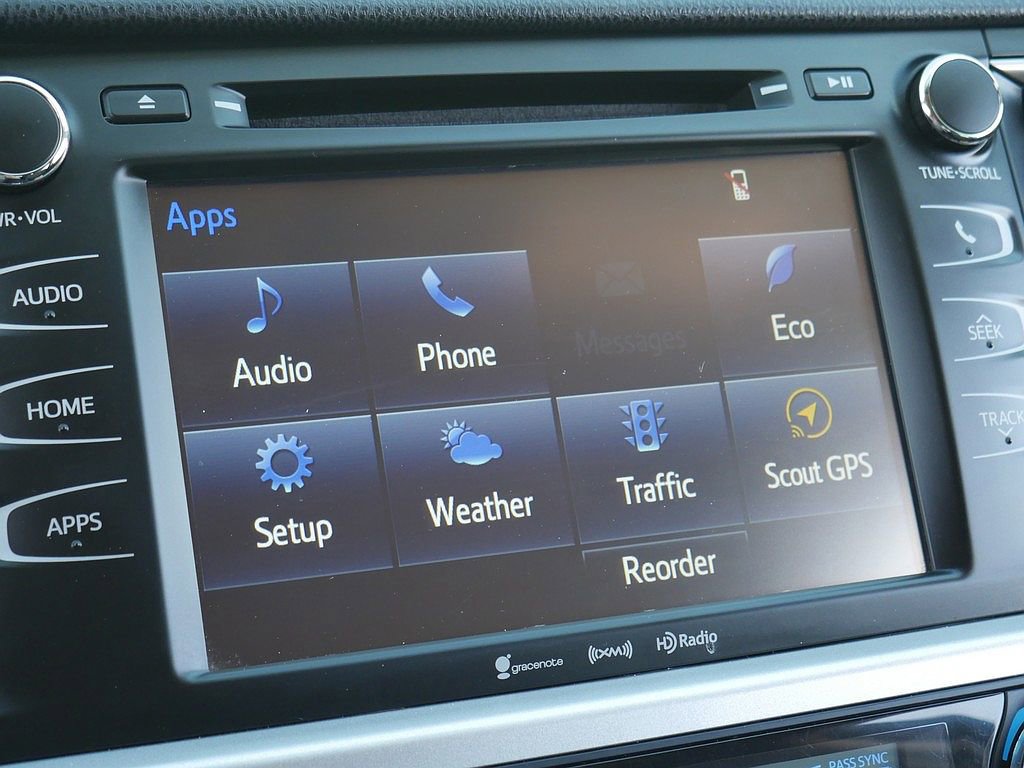 Used 2016 Toyota Highlander Plus AWD/4WD image 40