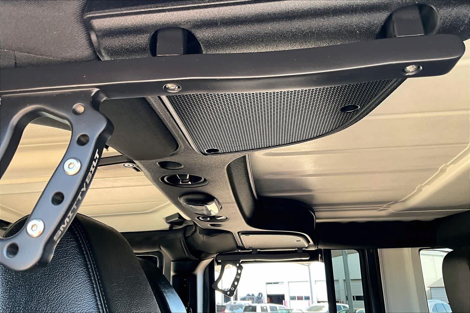 Used 2017 Jeep Wrangler Unlimited Sport AWD/4WD image 32