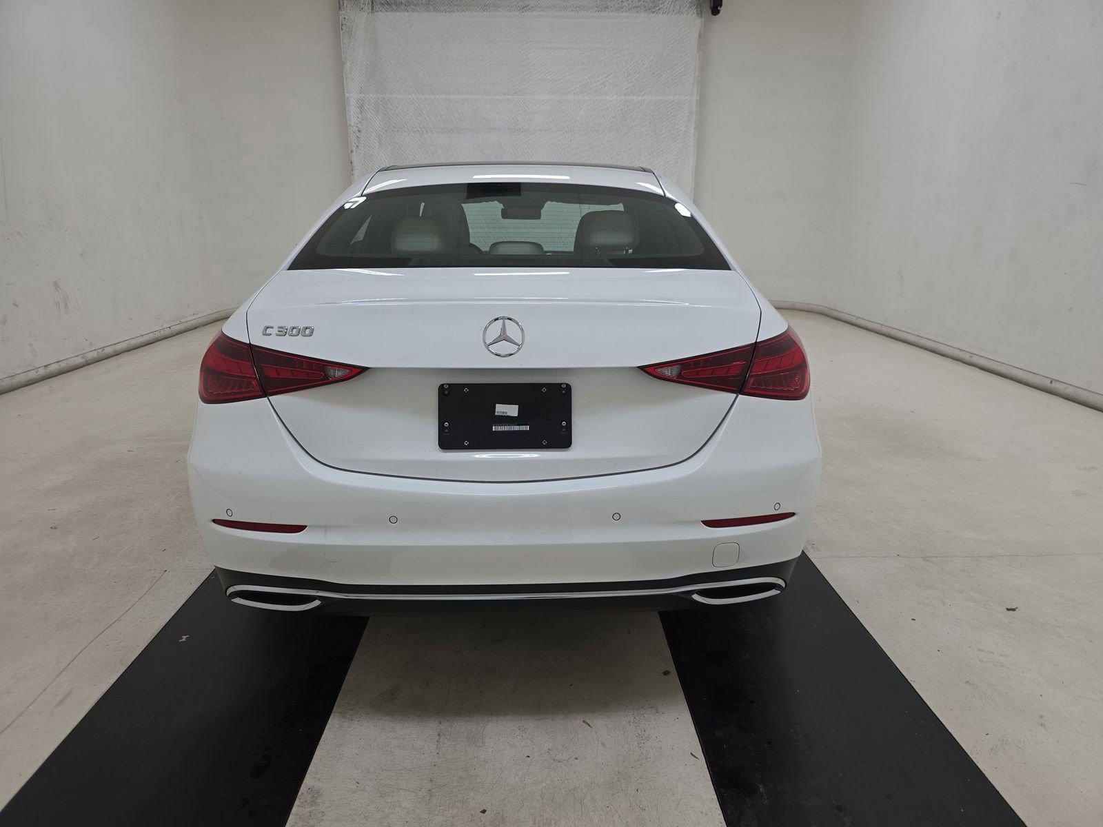 Used 2025 Mercedes-Benz C 300 Sedan image 6