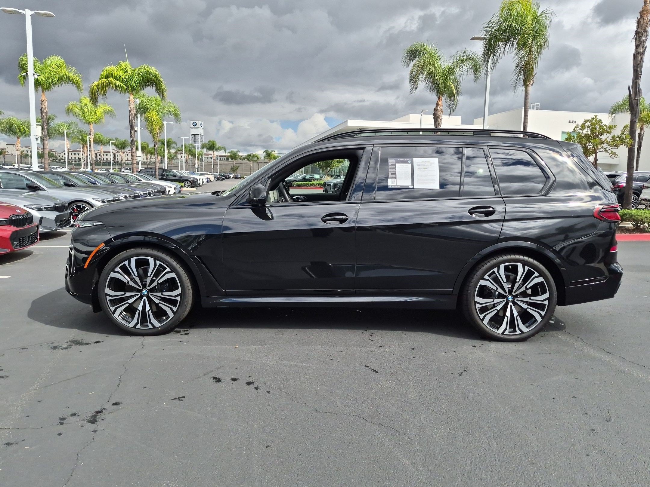 Certified 2026 BMW X7 xDrive40i w/ Executive Package AWD/4WD image 7