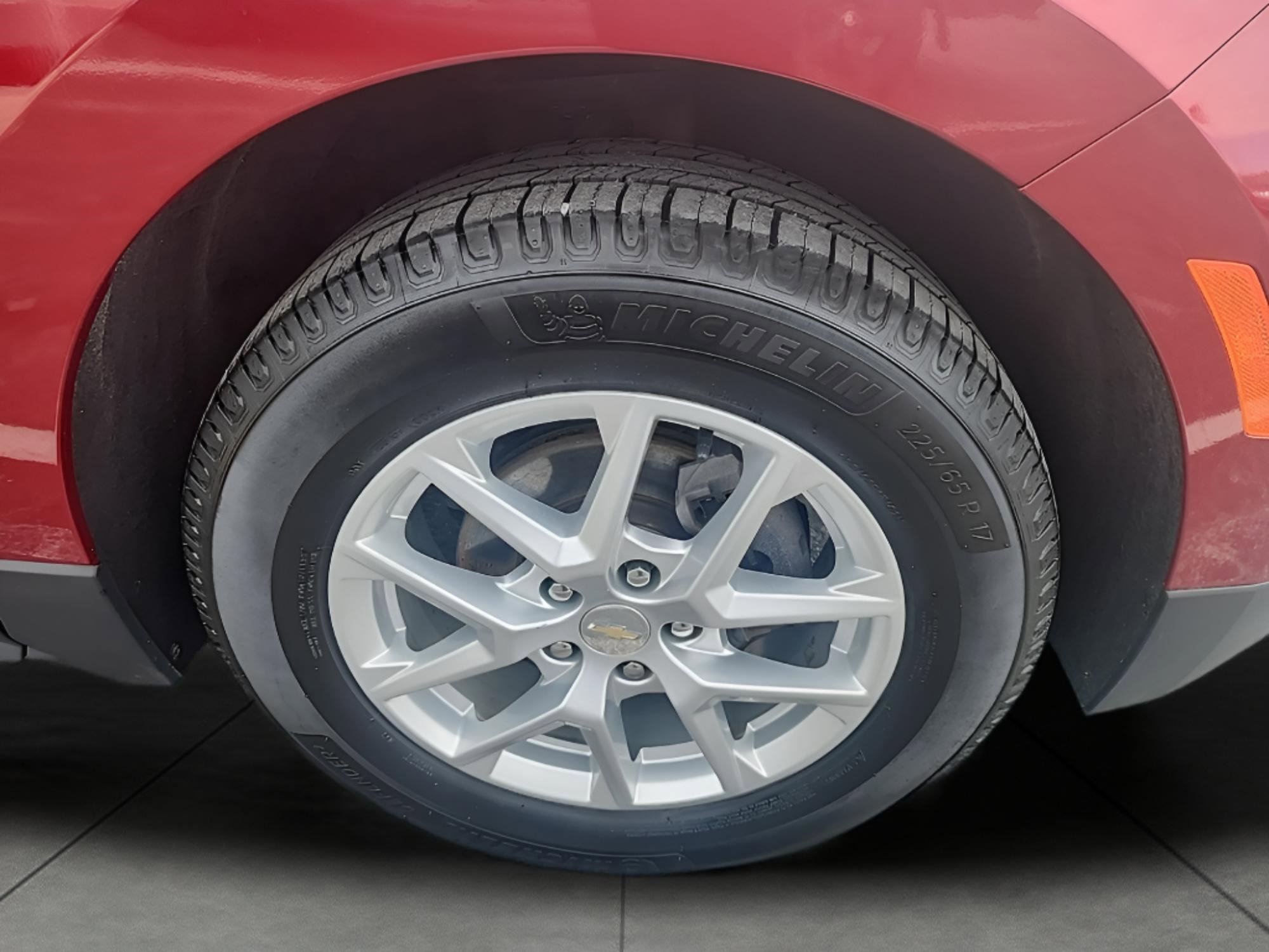 Certified 2023 Chevrolet Equinox LT FWD image 9