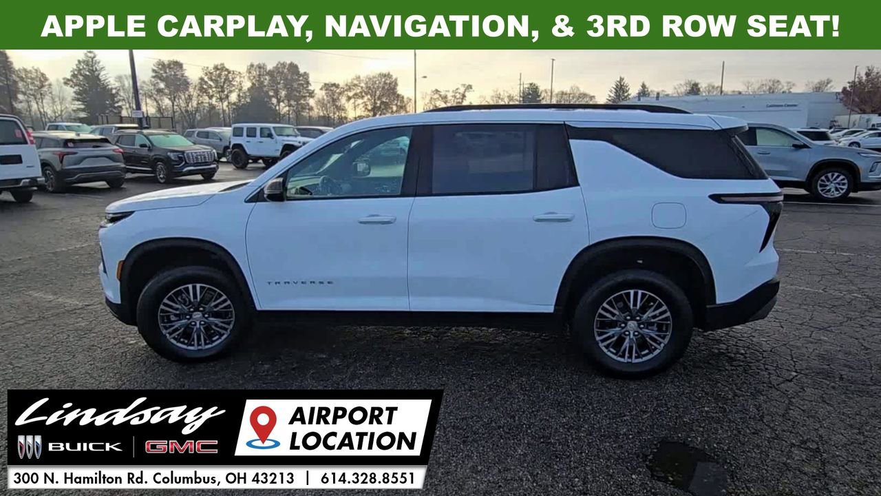 Used 2025 Chevrolet Traverse LT image 5