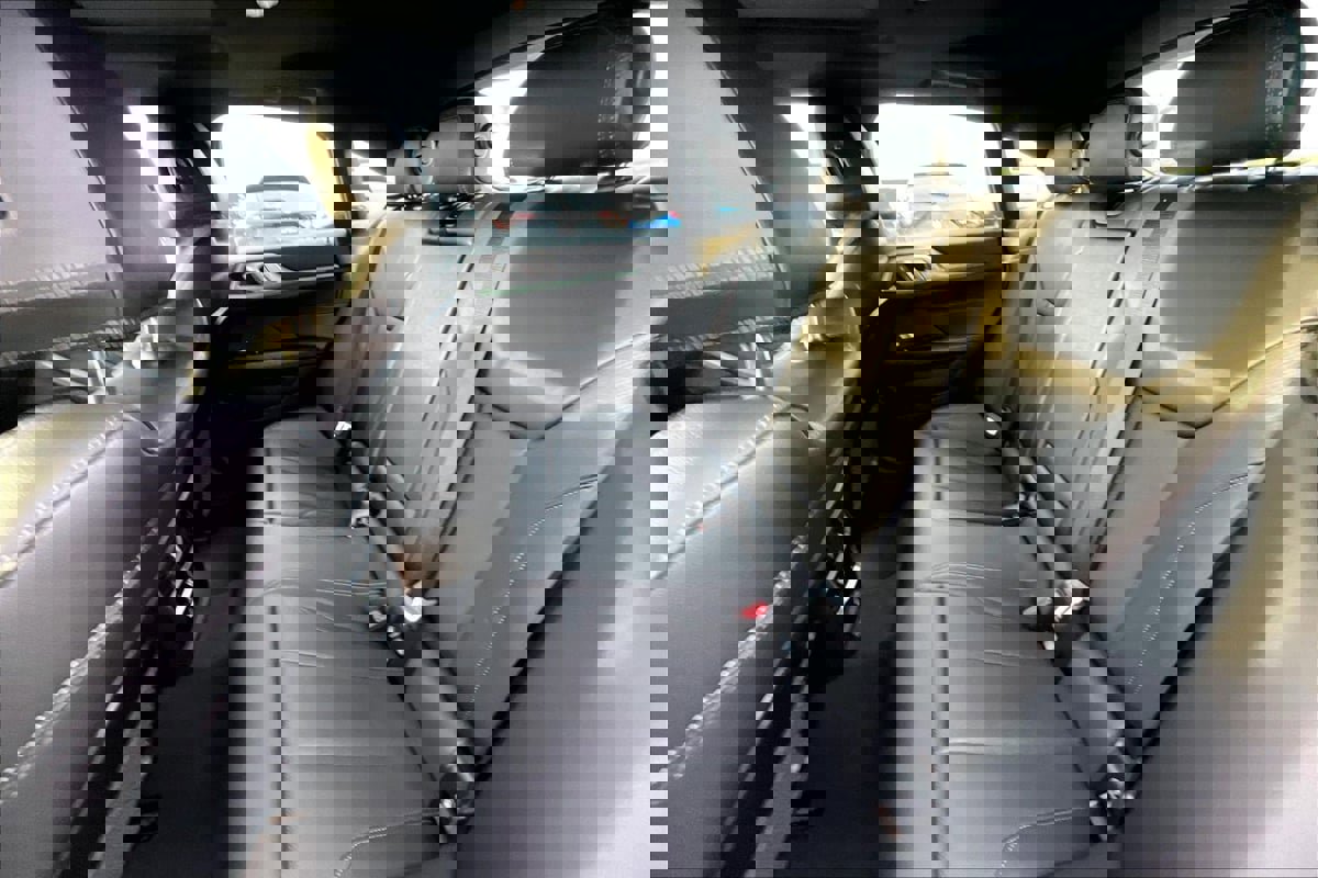 Used 2023 BMW i4 eDrive40 image 22