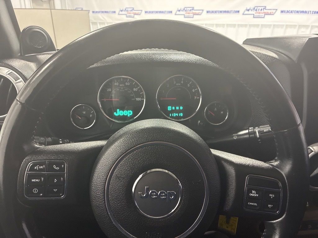 Used 2014 Jeep Wrangler Unlimited Sahara w/ Connectivity Group image 15